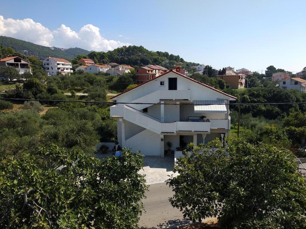 Apartman Franelic Banjol Exterior photo